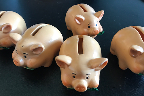 Das kleine Glücks-Sparschwein ist das ideale geschenk bei einer Schornsteinfeger-Gratulations-Show für Hochzeiten, Trauungen, Geburtstage, Jubiläen, etc.